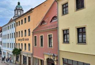 Hausfassade - Straßenansicht