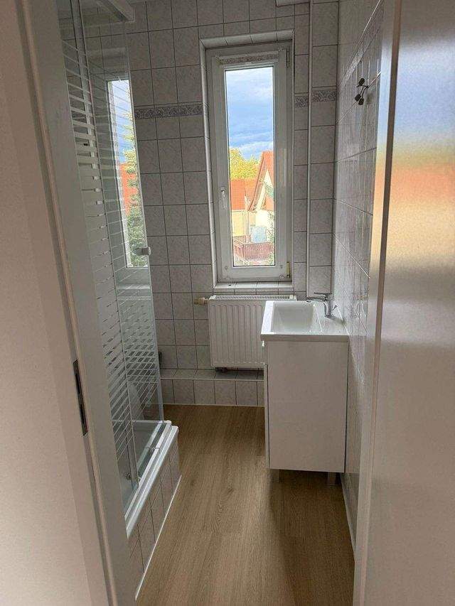 Frisch Sanierte 2,5-Zimmerwohnung in Bad Kösen, Naumburg (Saale) - Photo 2