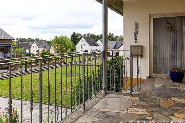 Blick vom Hauseingang