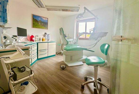 Behandlungszimmer III.jpeg