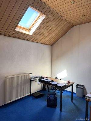 Separates Büro für ungestörtes Arbeiten