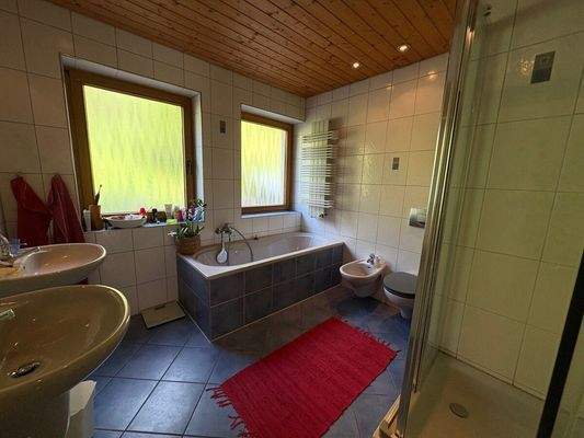 Badezimmer OG