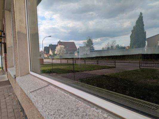 Fensterfront Straße