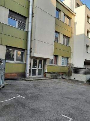 Außenansicht _ Eingang