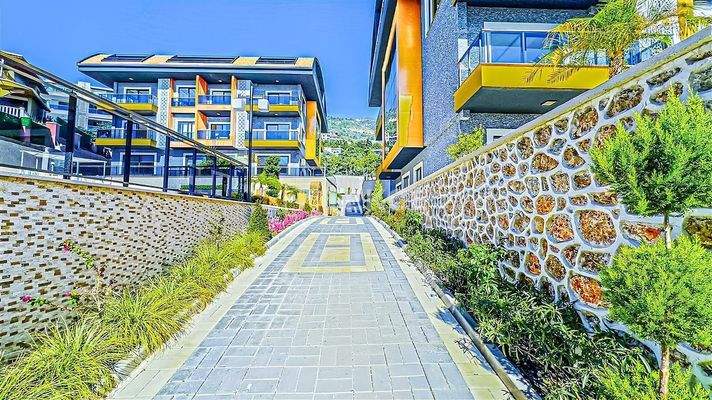 Apartments Within a Nature-View Complex in Alanya