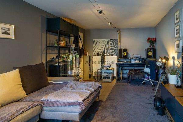 Schlafzimmer/Büro UG