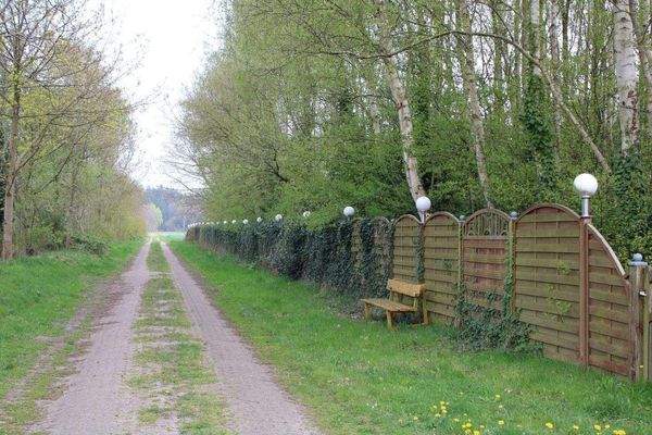 Zufahrtsweg zum Grundstück