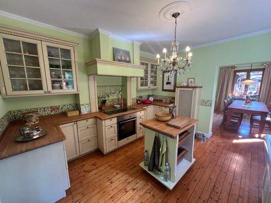 Küche und Esszimmer EG