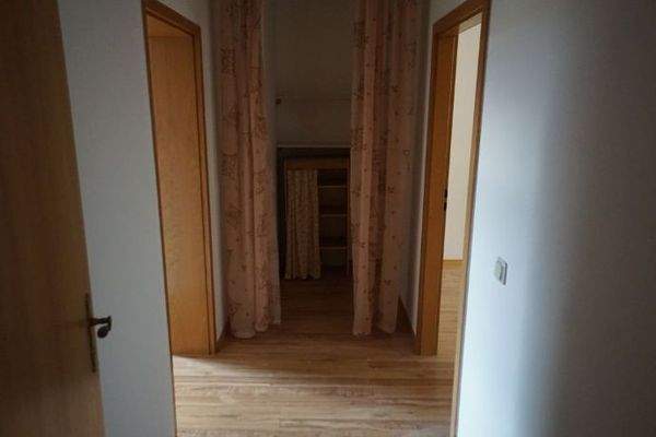 Zwischenflur Schlaf- und Kinderzimmer