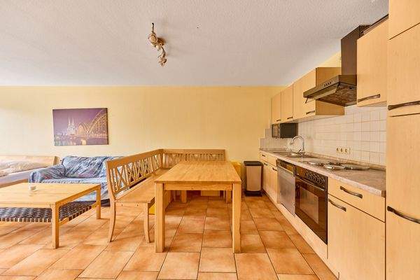 12 Mitarbeiterwohnung.jpg