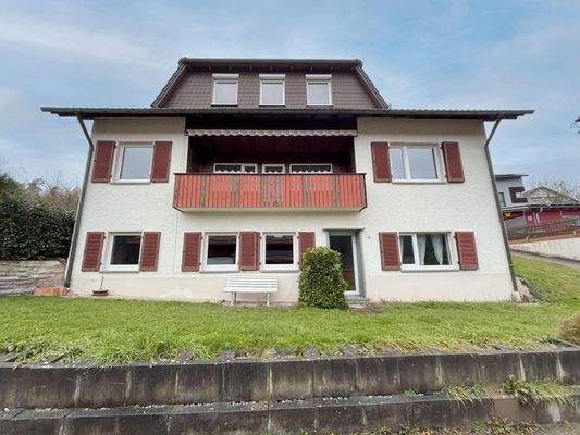 Hausansicht von der Seite