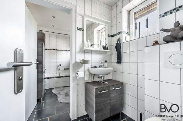 Badezimmer im Erdgeschoss