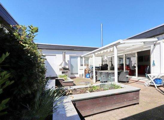 Terrasse mit Überdachung