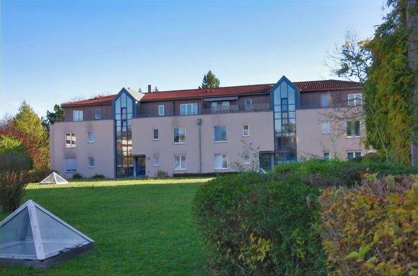 Nachbarhaus im Komplex