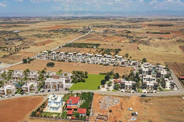 Semi Detached Villas for Sale in a Complex in Gazimağusa