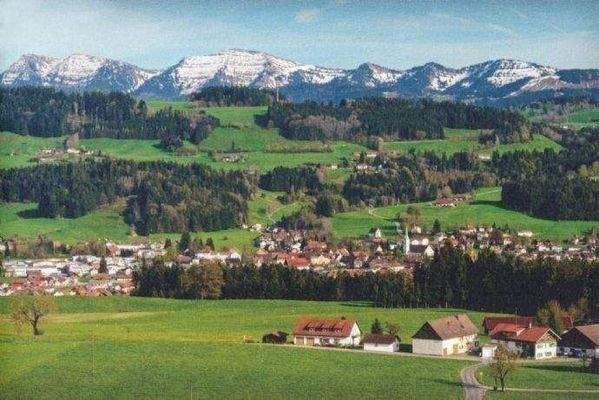 Blick aus Westen auf Weiler