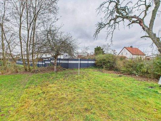 Einfamilienhaus mit Entwicklungspotenzial in Schwalbach