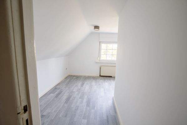 13 - Privatzimmer OG.jpg