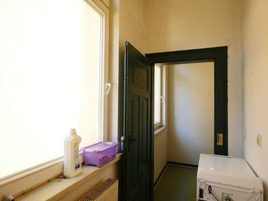  WASCHMASCHINENRAUM geteilt mit Nachbarn