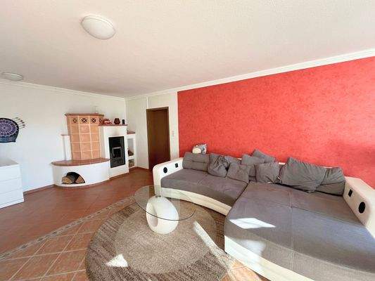 Wohnzimmer mit Kamin