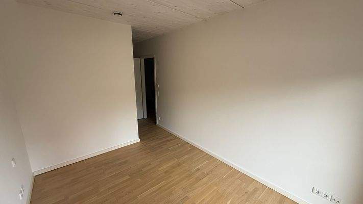 WhatsApp Image 2025-11-19 at 22.18.01(10)