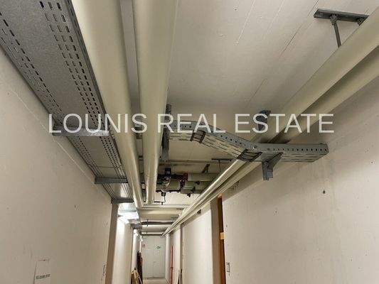 Leitunsgführung im Keller