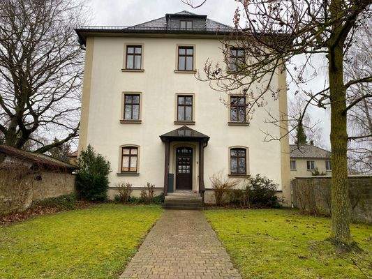 Klostergebäude Eingang.jpg