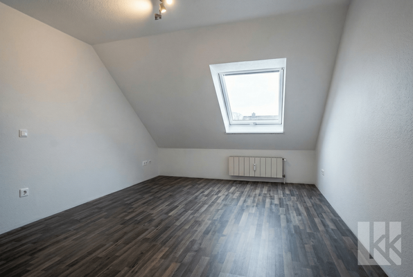 Ein weiteres Schlaf- oder Arbeitszimmer