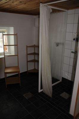 Nassbereich mit Dusche