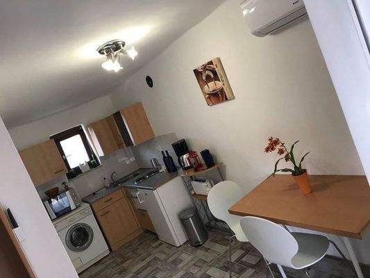 28514446_1988876504720531_2026421574256593718_o.jp