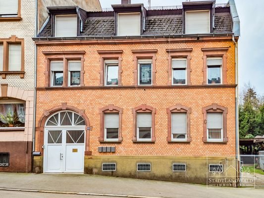 Straßenansicht - mitte