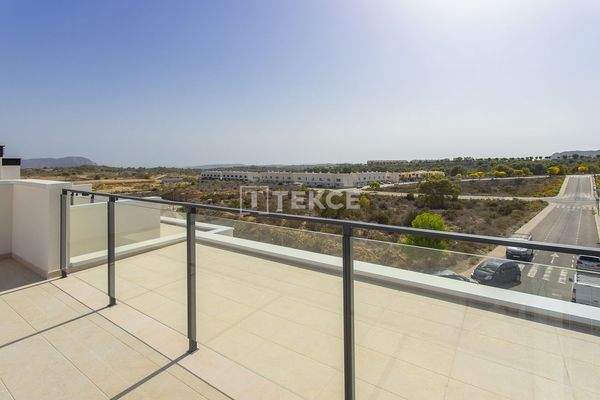 Budget-Friendly Real Estate in Monforte del Cid Alicante