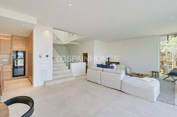 Sea-View Houses with near the Beach in Begur Girona