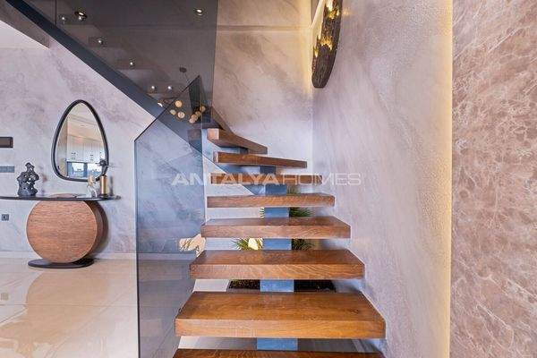 New Apartments Close to the Beach in the Center of Mahmutlar