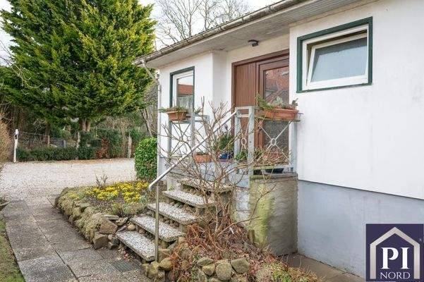 Neues Eingangspodest