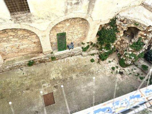 restaurierter antiker Palazzo in Ostuni