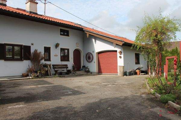 Eingang Süd-Ost.JPG