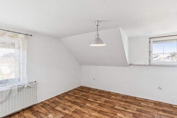Zimmer Einliegerwohnung DG