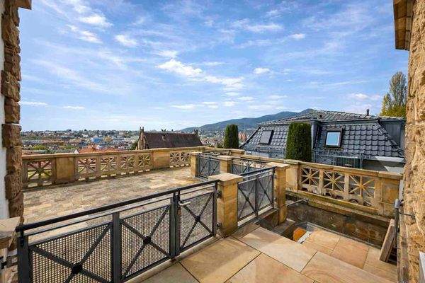 Blick auf Neustadt an der Weinstraße