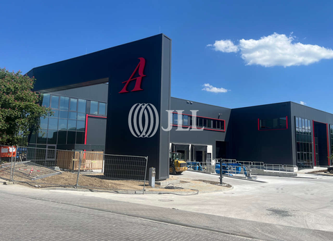 Ludwigsfelde Halle, Ludwigsfelde Hallenfläche