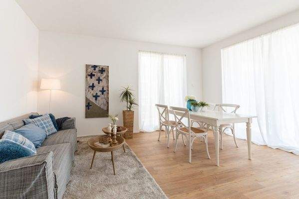 Beispiel Wohn-/Essbereich