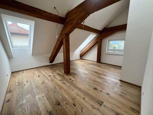 20240814_125358089_iOS