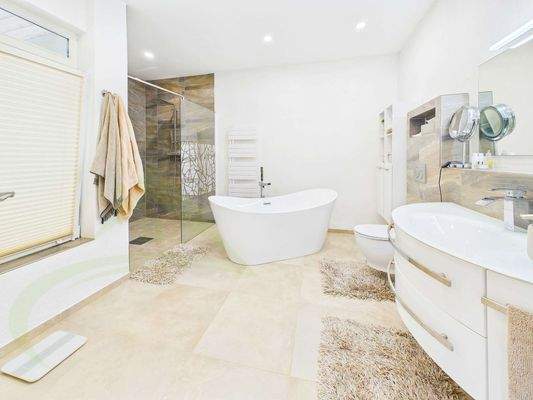 Badezimmer - Gartengeschoss