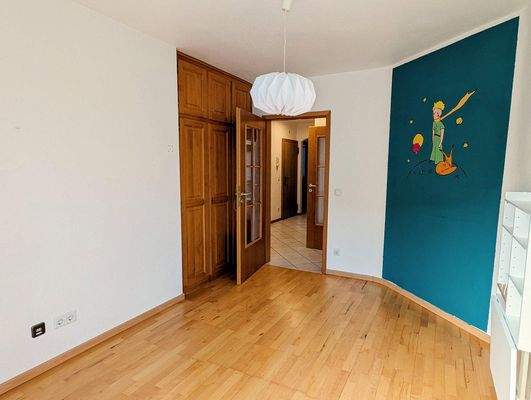 Kinder-/Arbeitszimmer