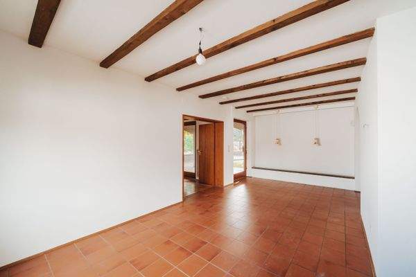 Räumlichkeiten Erdgeschoß-Küche Perspektive 2