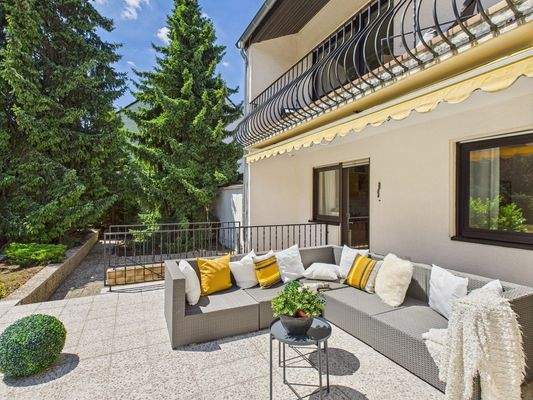 sonnenverwöhnte Terrasse