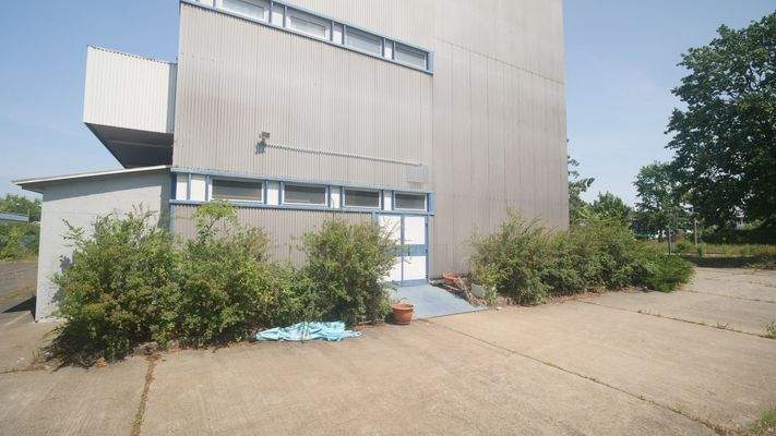 Außenansicht Werkstatt