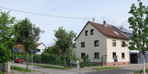 Karlsruhe / Neureut Häuser, Karlsruhe / Neureut Haus kaufen