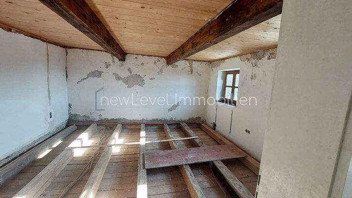 Obergeschoss aktuell, bereit zur Fertigstellung