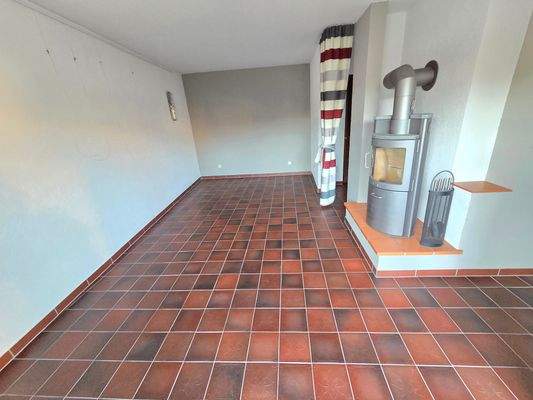 Wohnzimmer mit Kaminofen